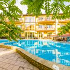 Открытые бассейны, Гостевой дом Феличе