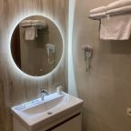 De Luxe, Гостиница Pegas Club
