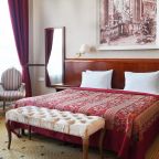 De Luxe (С 1 кроватью, балконом и доступом в аквазону), Grand Wellness Hotel & Spa