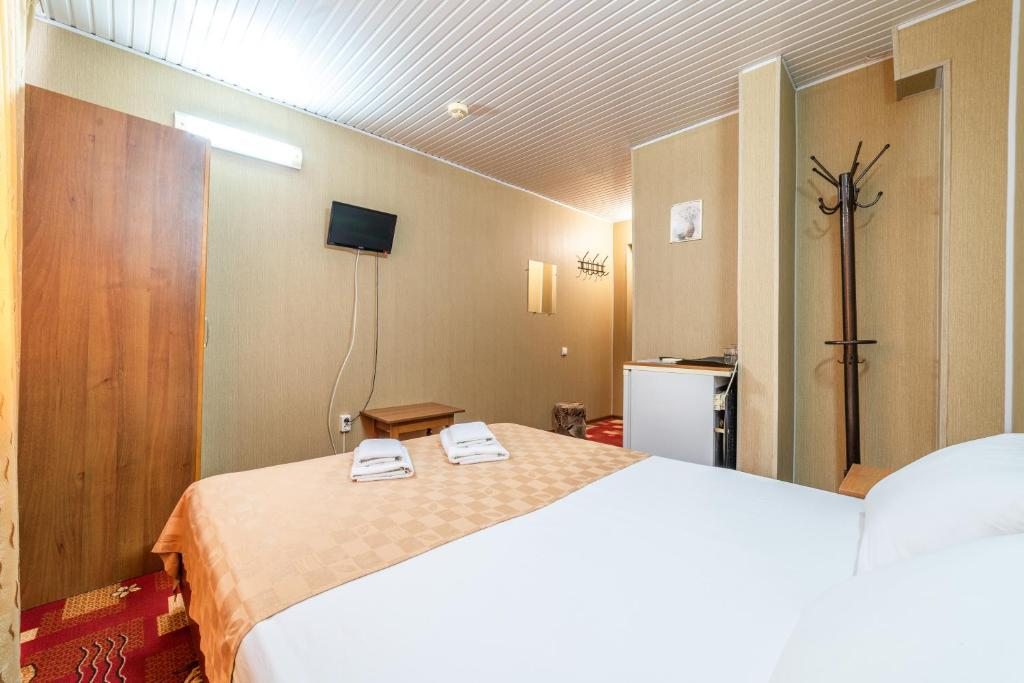 Двухместный (Двухместный номер с одной кроватью без балкона) отеля ПримаВера, Сочи