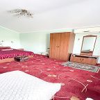 Четырехместный, Гостиница Маргарита