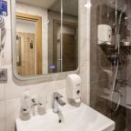 АМАКС Бизнес с односпальной кроватью