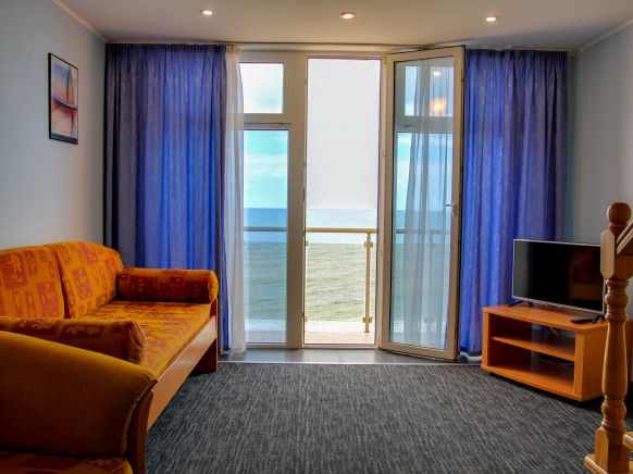 Фотография номера гостиницы Хижина Робинзона