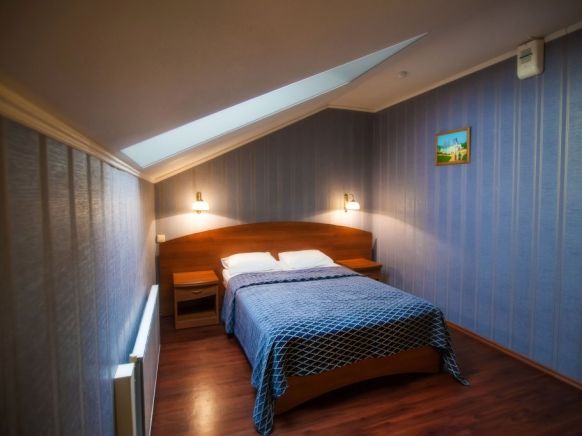 Фотография номера гостиницы Купеческий Клуб