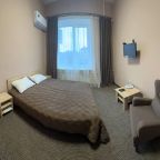 Одноместный (Номер первой категория (двуспальная кровать)), Гостиница Гранат