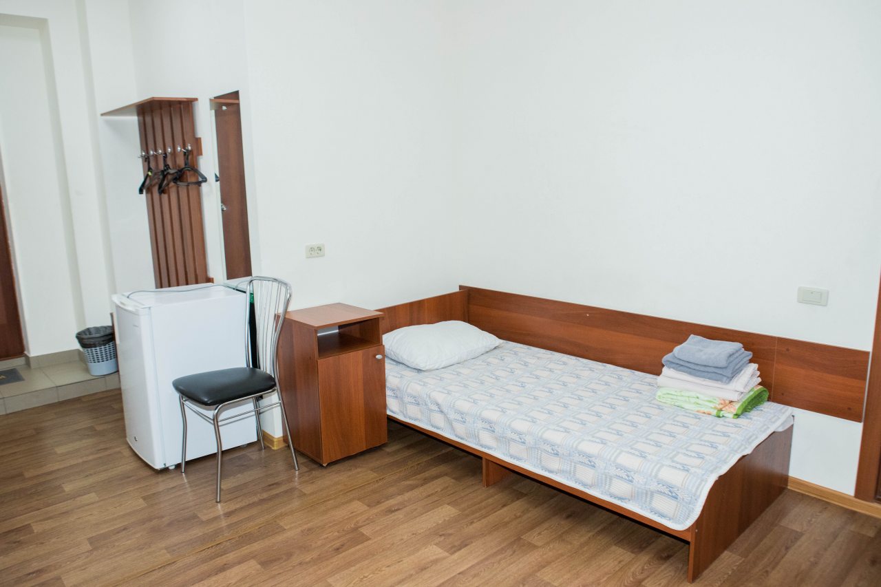 Кровать в трёхместном номере