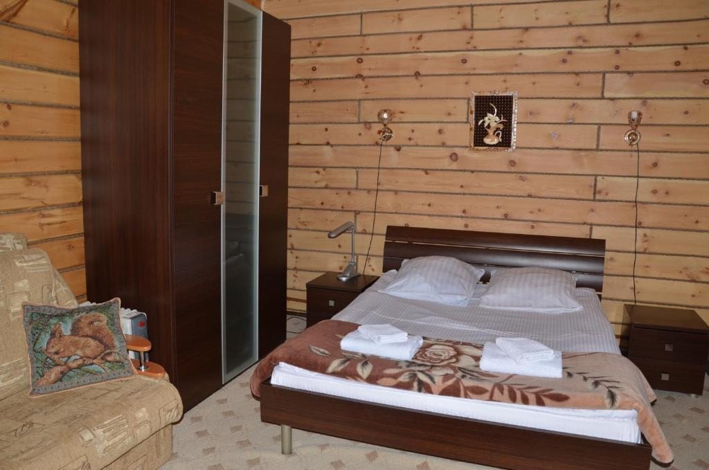 Двухместный (Двухместный номер с 2 отдельными кроватями, вид на сад) отеля Золотые Пески, Усть-Муны
