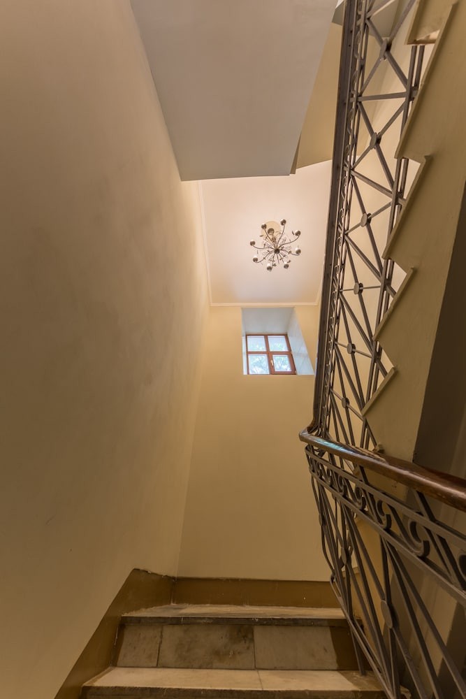 Staircase. Халва отель Полянка