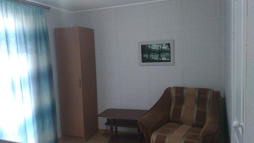 Двухместный (Двухместный номер с 2 отдельными кроватями и душем) гостевого дома Вега на Новороссийской, Анапа