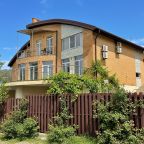 Парковка, Гостевой дом Лето