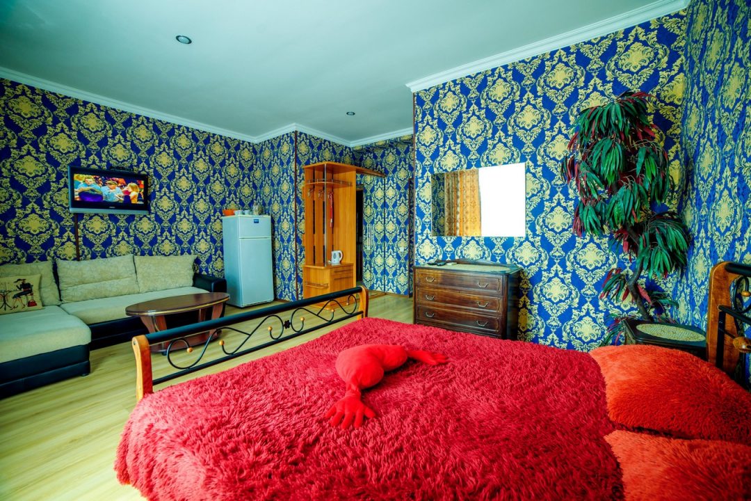Двухместный (Улучшенный двухместный номер) гостевого дома Виктория на Тельмана, Геленджик