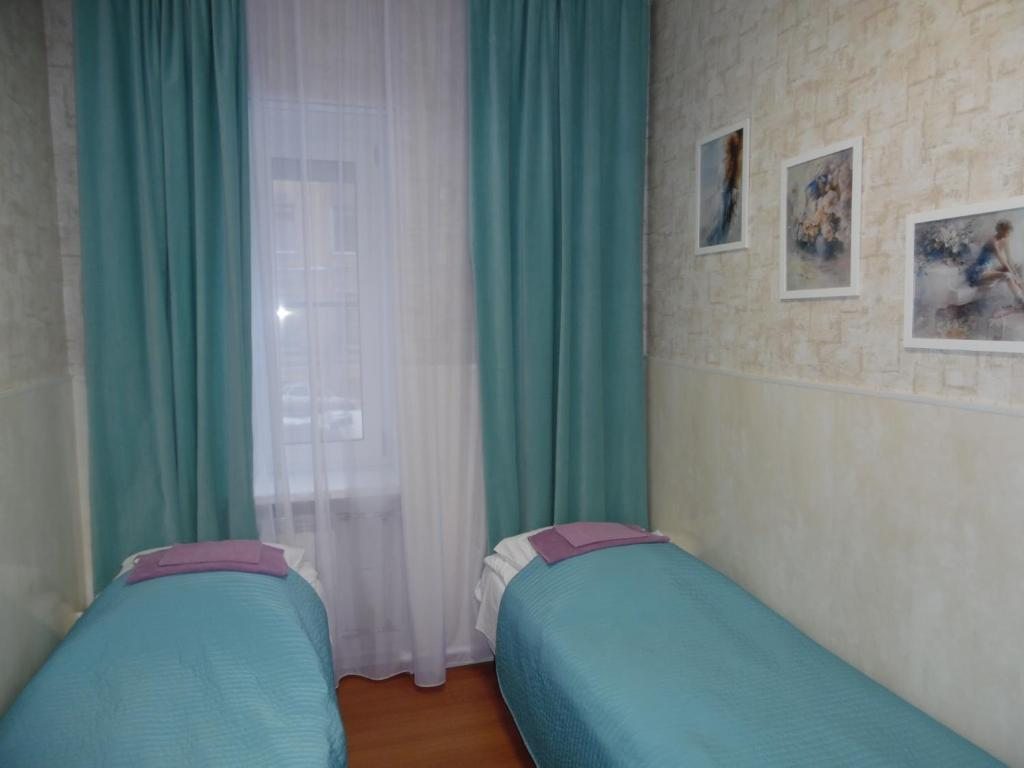 Двухместный (Двухместный номер с 2 отдельными кроватями и собственной внешней ванной комнатой - «1») отеля Ирэна, Санкт-Петербург