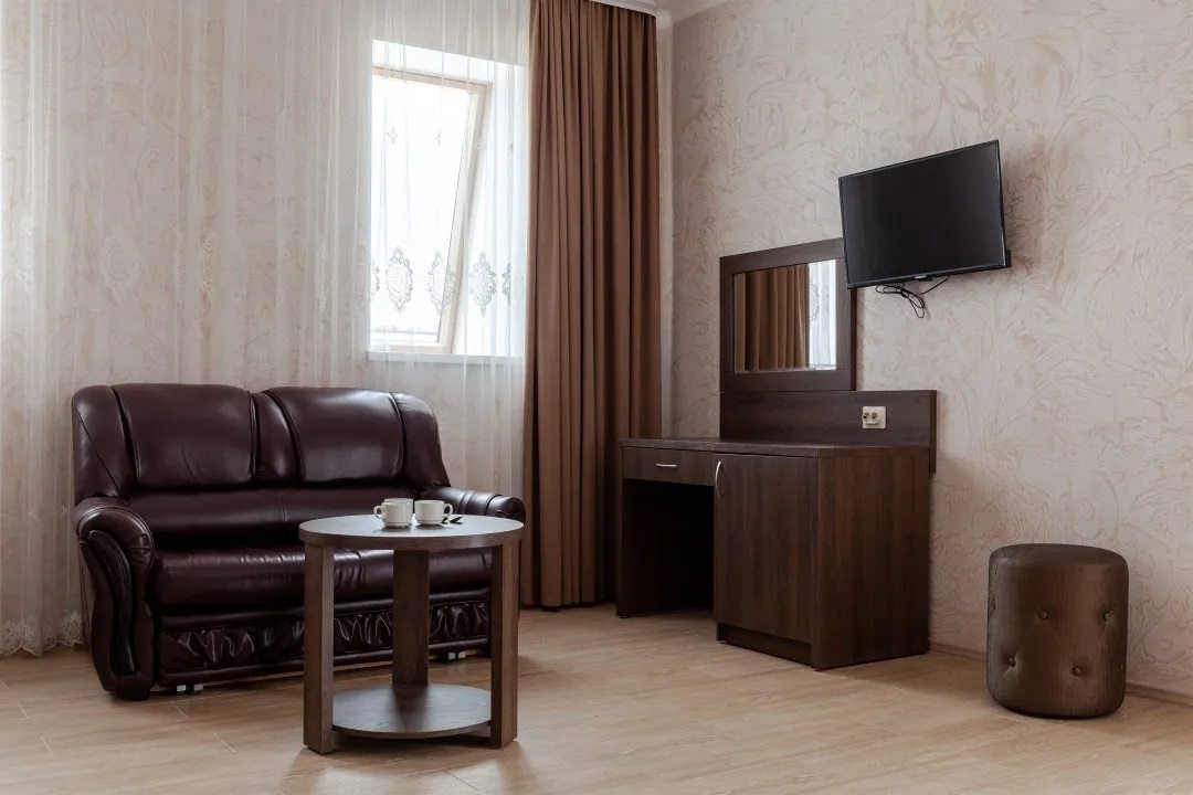 Отель Журавли