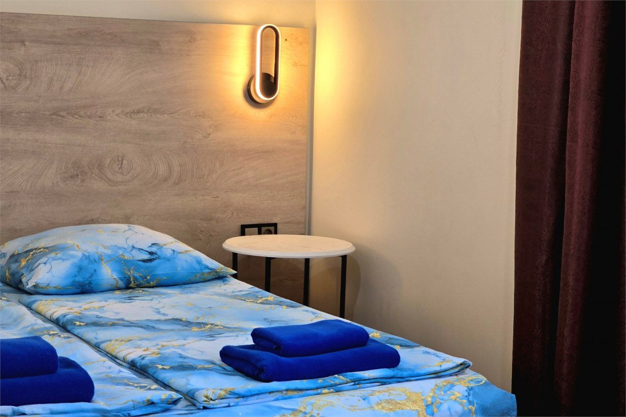 Номер без балкона двуспальная или 2 односпальные кровати