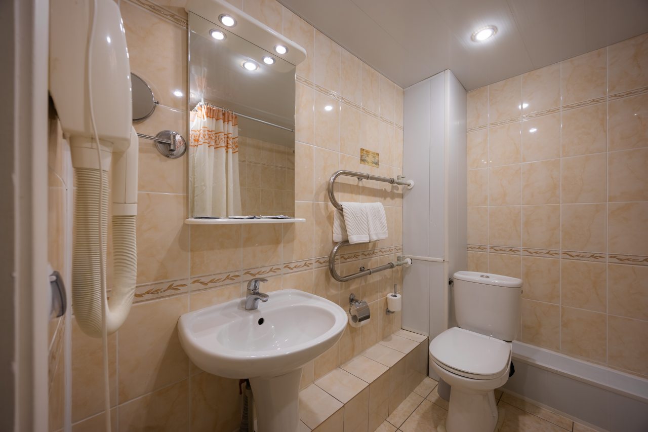 Люкс (Двухкомнатный-комнатный), Отель Рижская