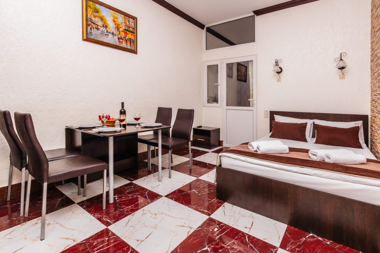 Трехместный (Двухкомнатный), Гостевой дом У Оксаны