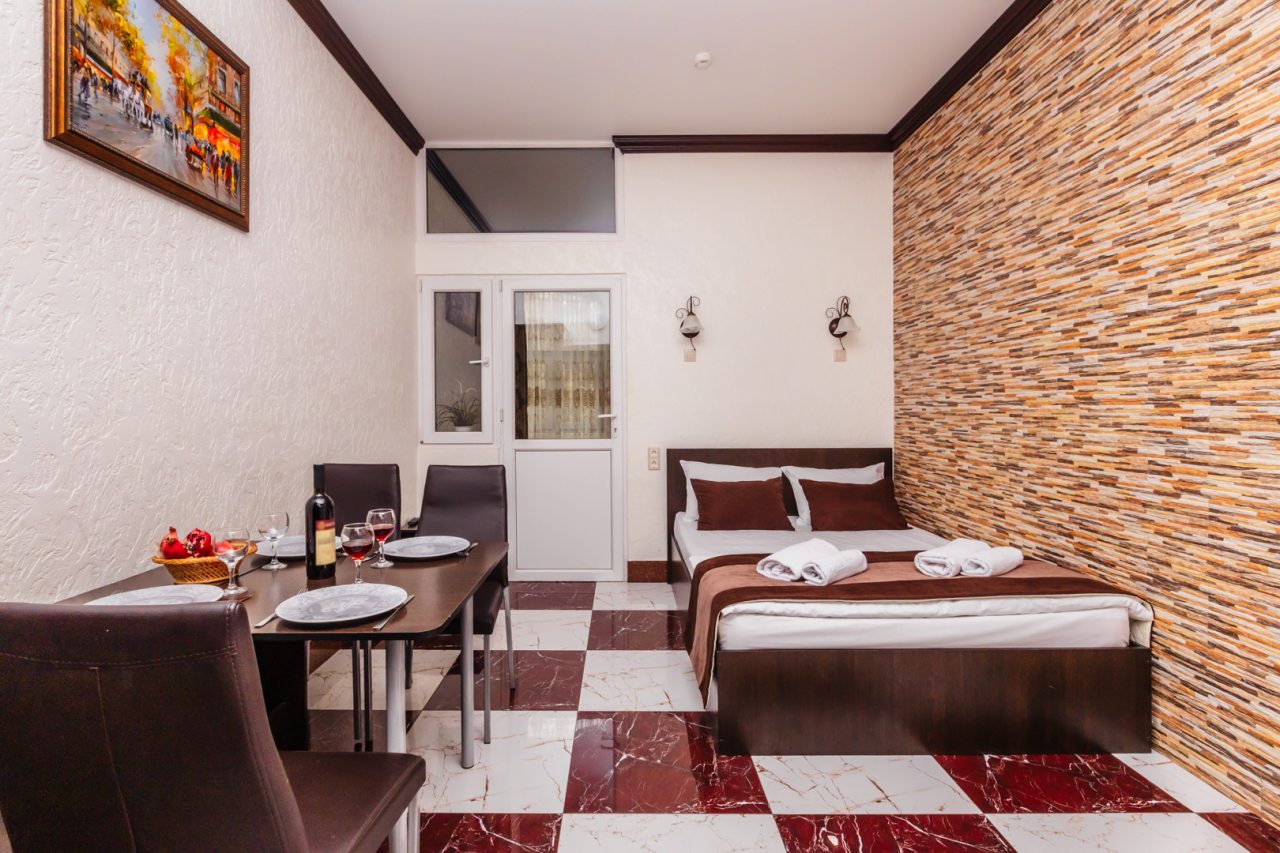 Трехместный (Двухкомнатный), Гостевой дом У Оксаны