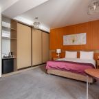 Сьюит (Синьор), Отель Undersun Калипсо