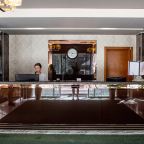 Вход в отель