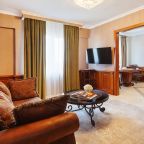 Апартаменты, Пансионат Родина