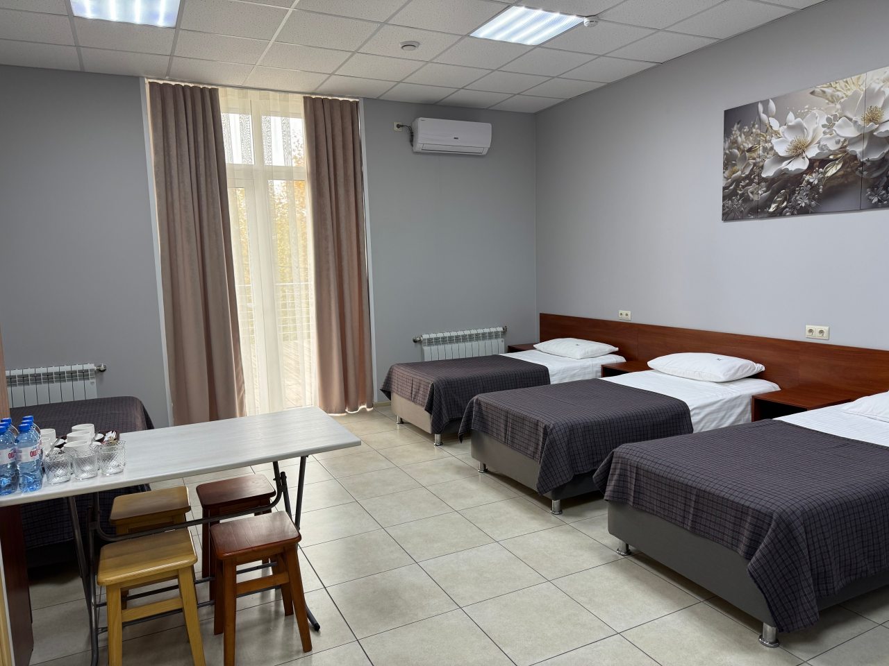 Шестиместный (Классический семейный номер), Отель Марина Молл