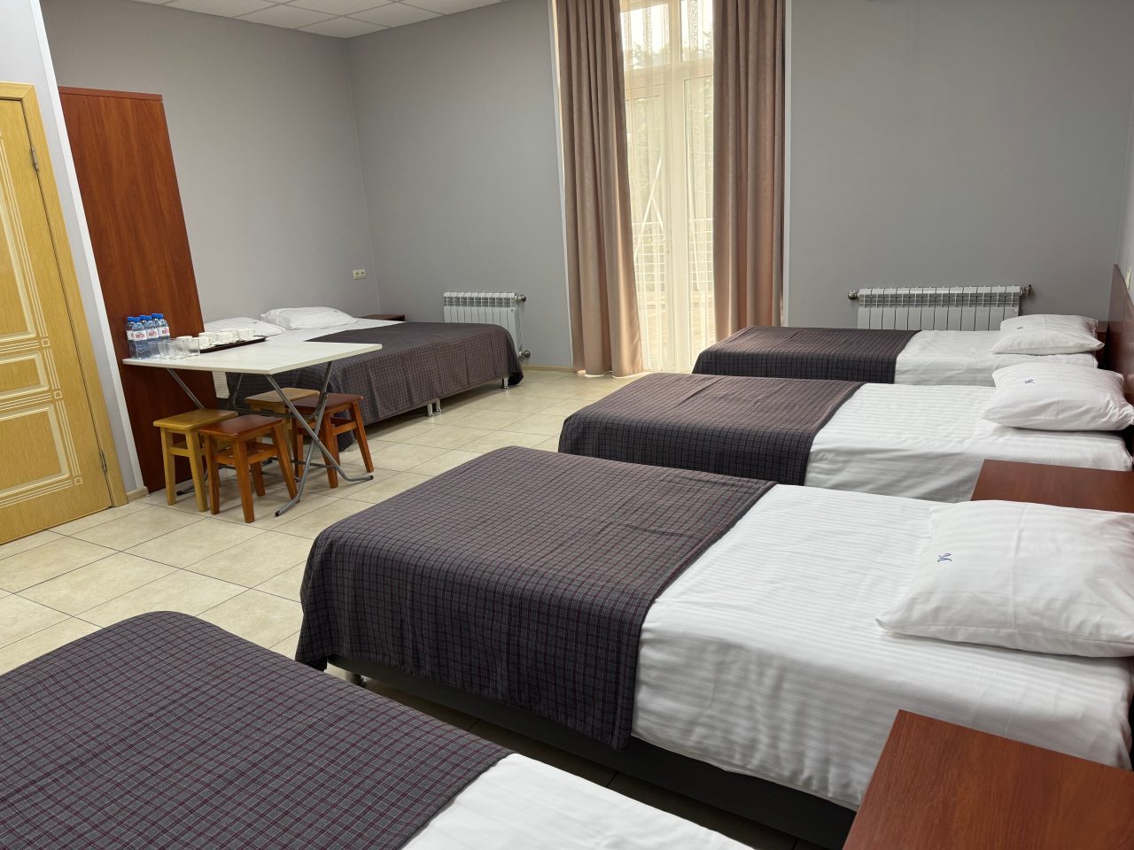 Шестиместный (Классический семейный номер), Отель Марина Молл