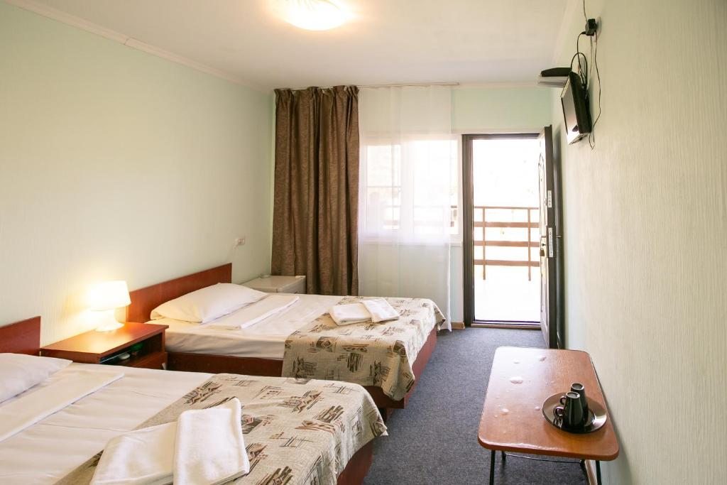 Двухместный (Стандартный двухместный номер с 2 отдельными кроватями) отеля Апсилаа, Гагра