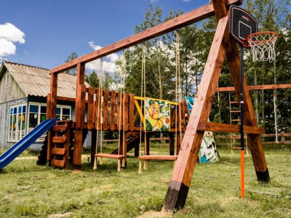 Детская площадка, База отдыха Вятский Берег