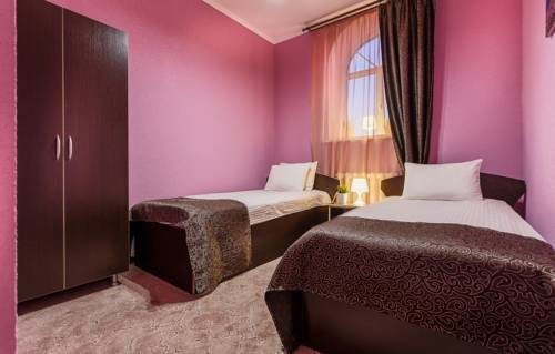 Двухместный (Двухместный номер с 2 отдельными кроватями) отеля Элио, Щербинка