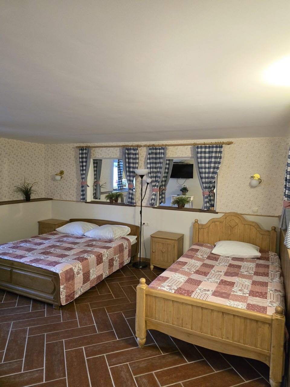 Двухместный (Стандарт Фазенда), Мини-отель Колесо