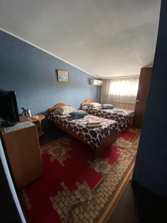 Двухместный (Двухместный номер с 2 отдельными кроватями) отеля Наири, Семикаракорск
