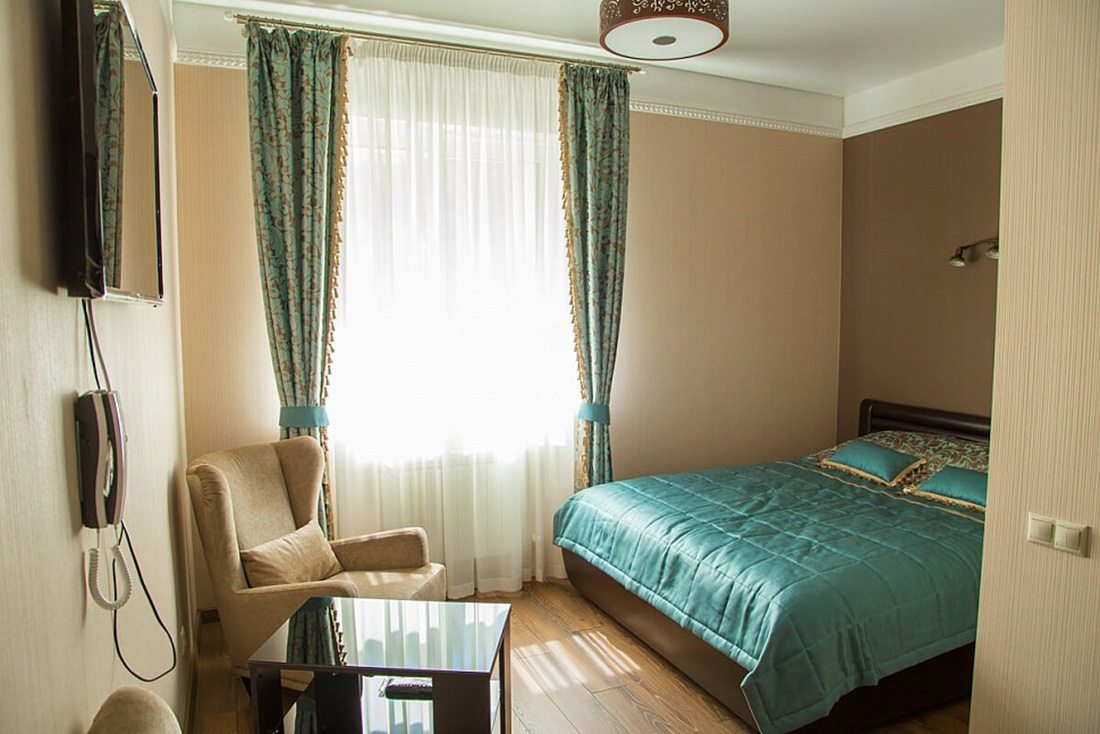 Гостиница Аристократ, Красноярск