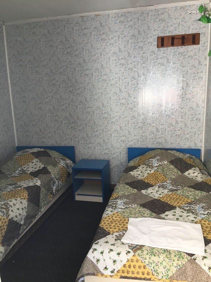 Двухместный (Бюджетный с 2 отдельными кроватями) загородного отеля Усадьба Федорова, Широкая Балка