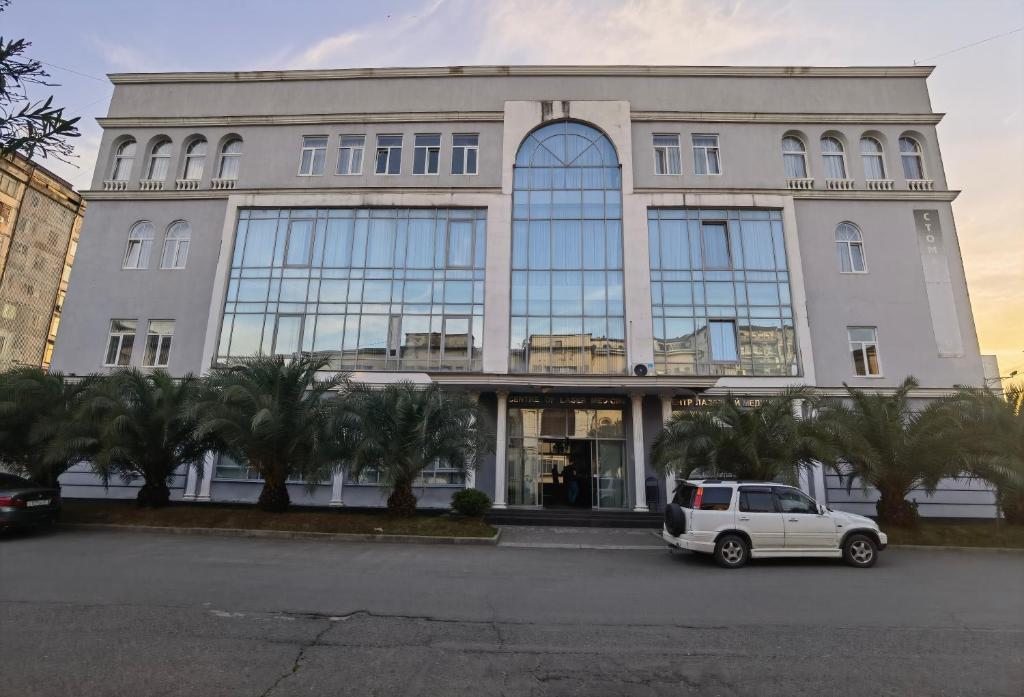 Отель Александрия, Сухум