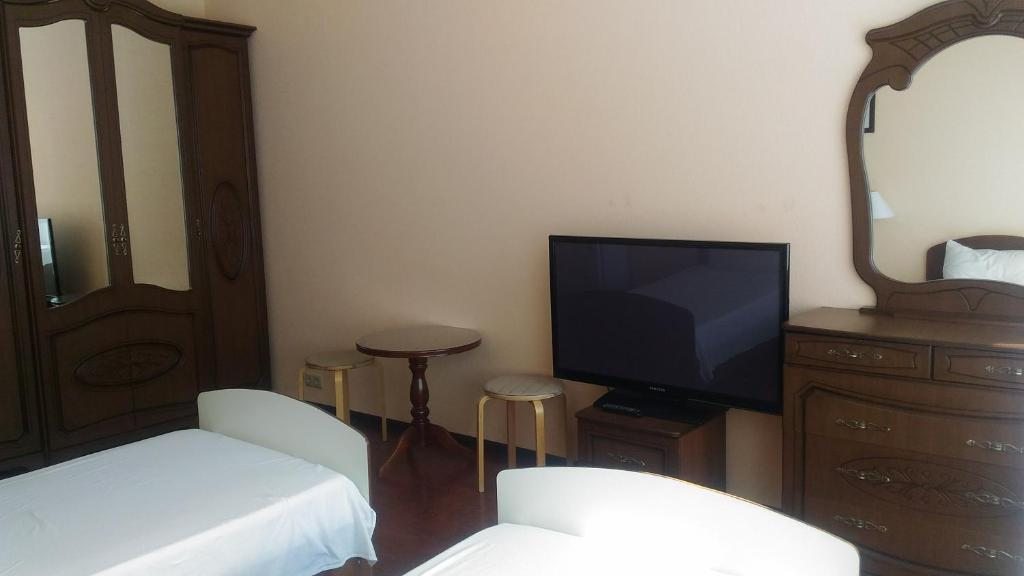 Двухместный (Двухместный номер с 2 отдельными кроватями) отеля Александрия, Сухум