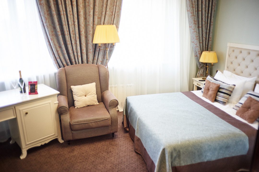 Двухместный (Cтандарт с 1 двухспальной кроватью) загородного отеля Грумант, Ясная Поляна
