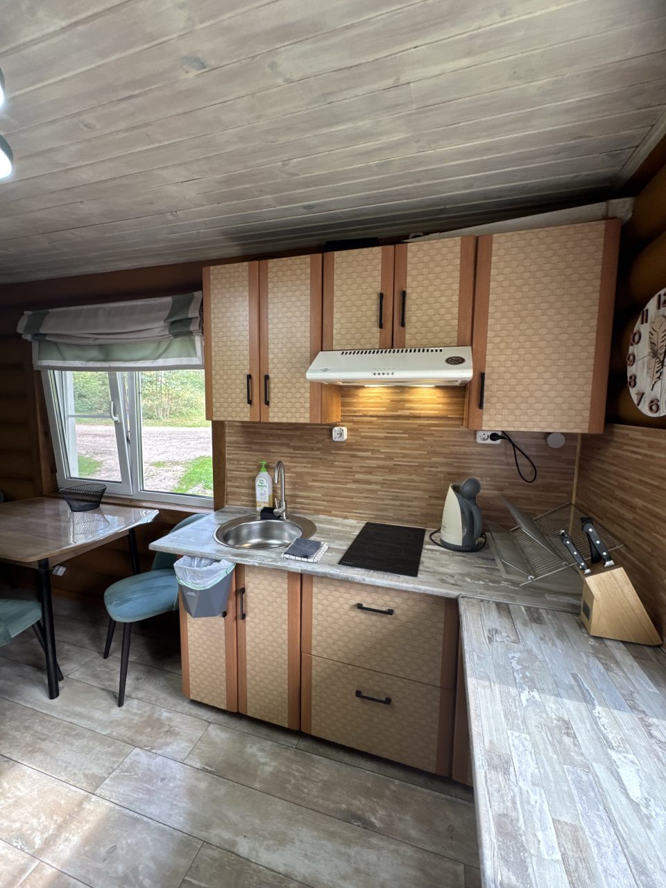 Коттедж (На 6-х взрослых), База отдыха Оленья Гора