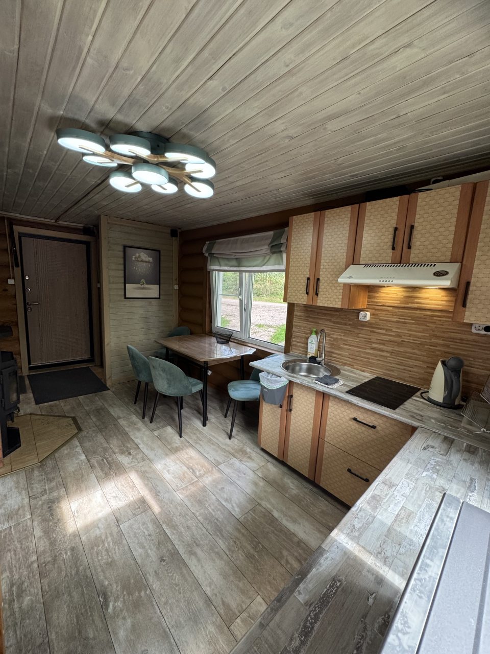 Коттедж (На 6-х взрослых), База отдыха Оленья Гора