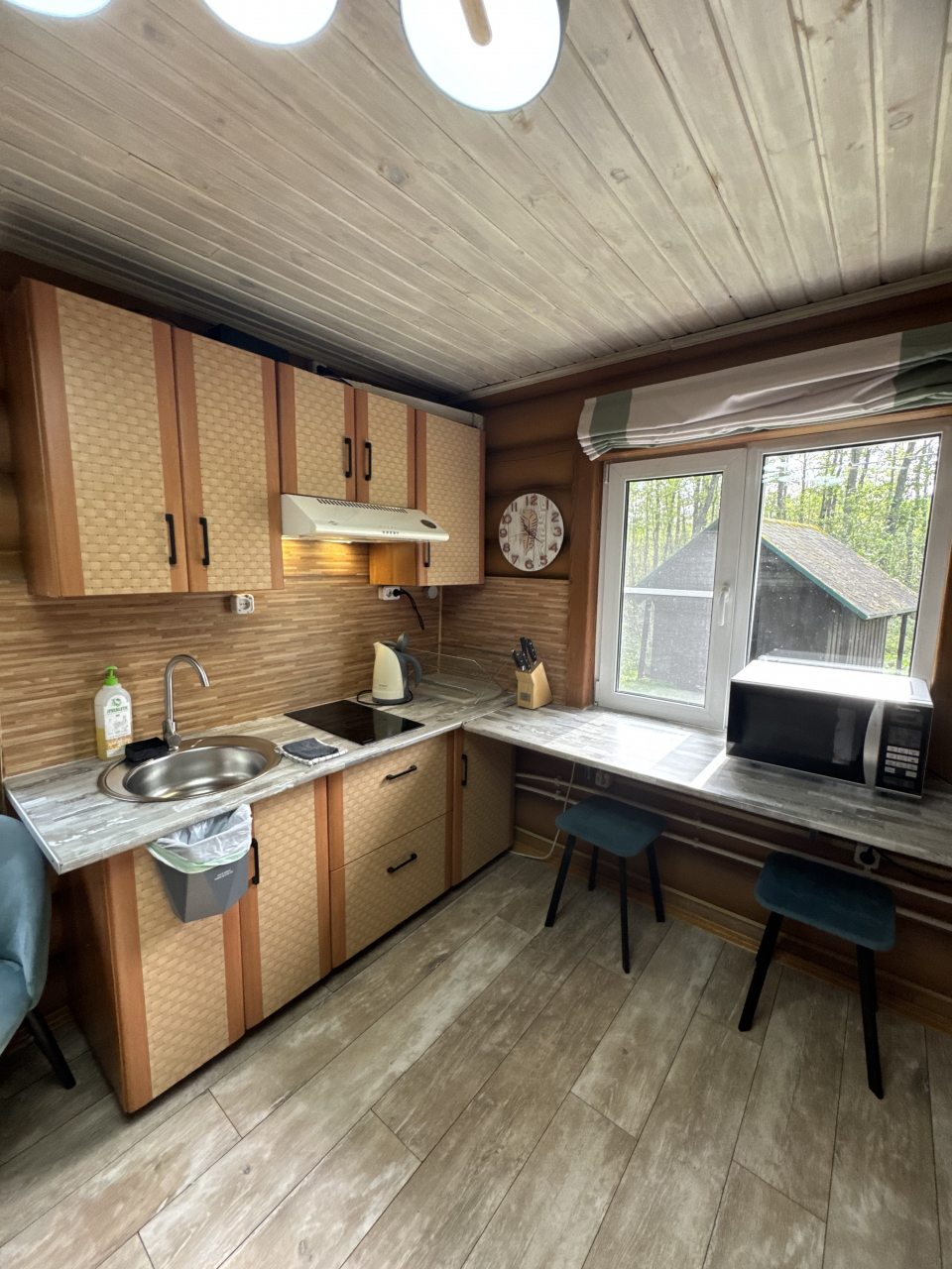 Коттедж (На 6-х взрослых), База отдыха Оленья Гора