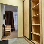 Двухместный (Корпус Триумф), Загородный отель Актер-Руза