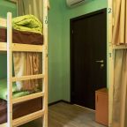 Десятиместный (Койко-место в 10-местном мужском номере), Nice hostel