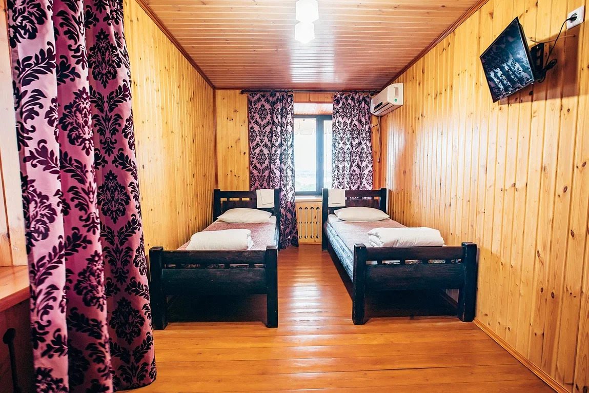 Двухместный (Блочный номер с общей ванной комнатой) гостинично-оздоровительного комплекса Дубрава, Балаково