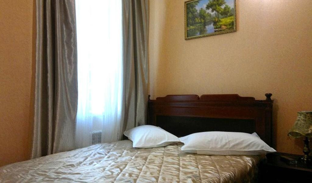 Двухместный (Бюджетный двухместный номер с 1 кроватью) отеля Олимп, Сухум