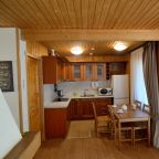 Кухня в коттедже «Сосна»