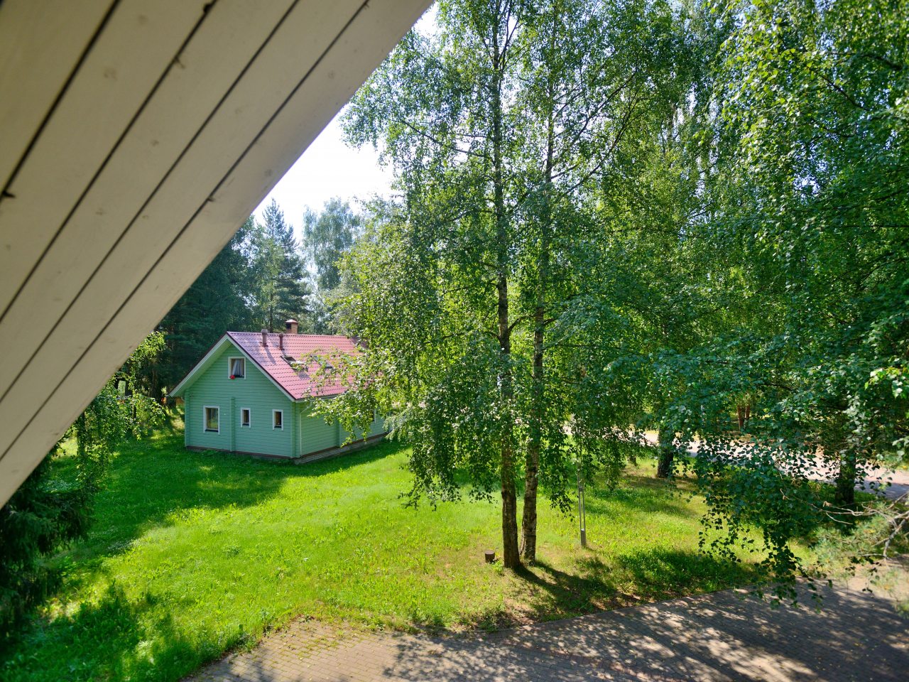 Вид с балкона коттеджа «Сосна»