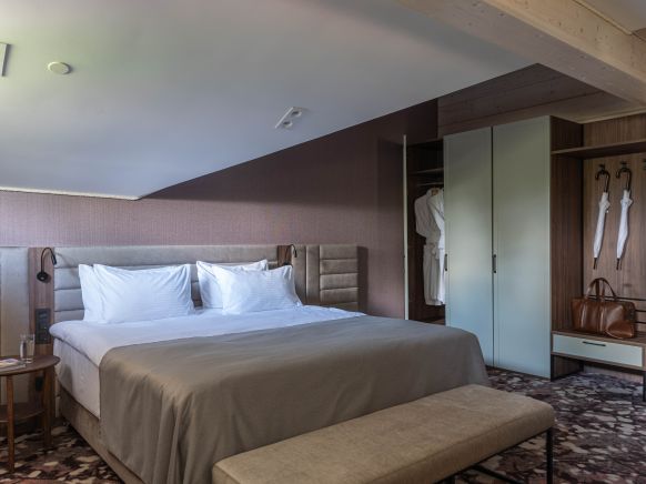 Фотография номера гостиницы Cosmos Коллекшн Изумрудный лес