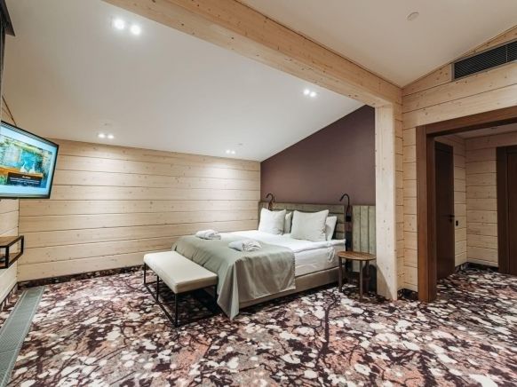 Фотография номера гостиницы Cosmos Коллекшн Изумрудный лес