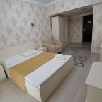 Студио, Отель Кавказ Гудермес