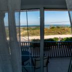 Вид с балкона в сторону моря