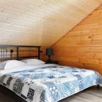 Коттедж (С 3 спальнями), База отдыха Ладога-озеро